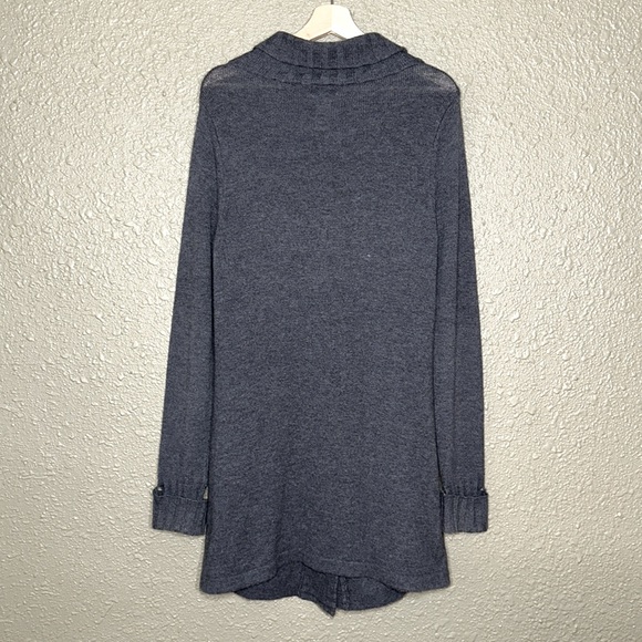 PATAGONIA Women’s Lambswool Blend Cardigan - Picture 3 of 10